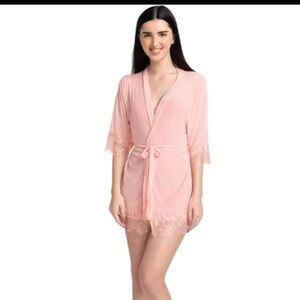 Vintage Elegant Pink Lace Chemise & Robe